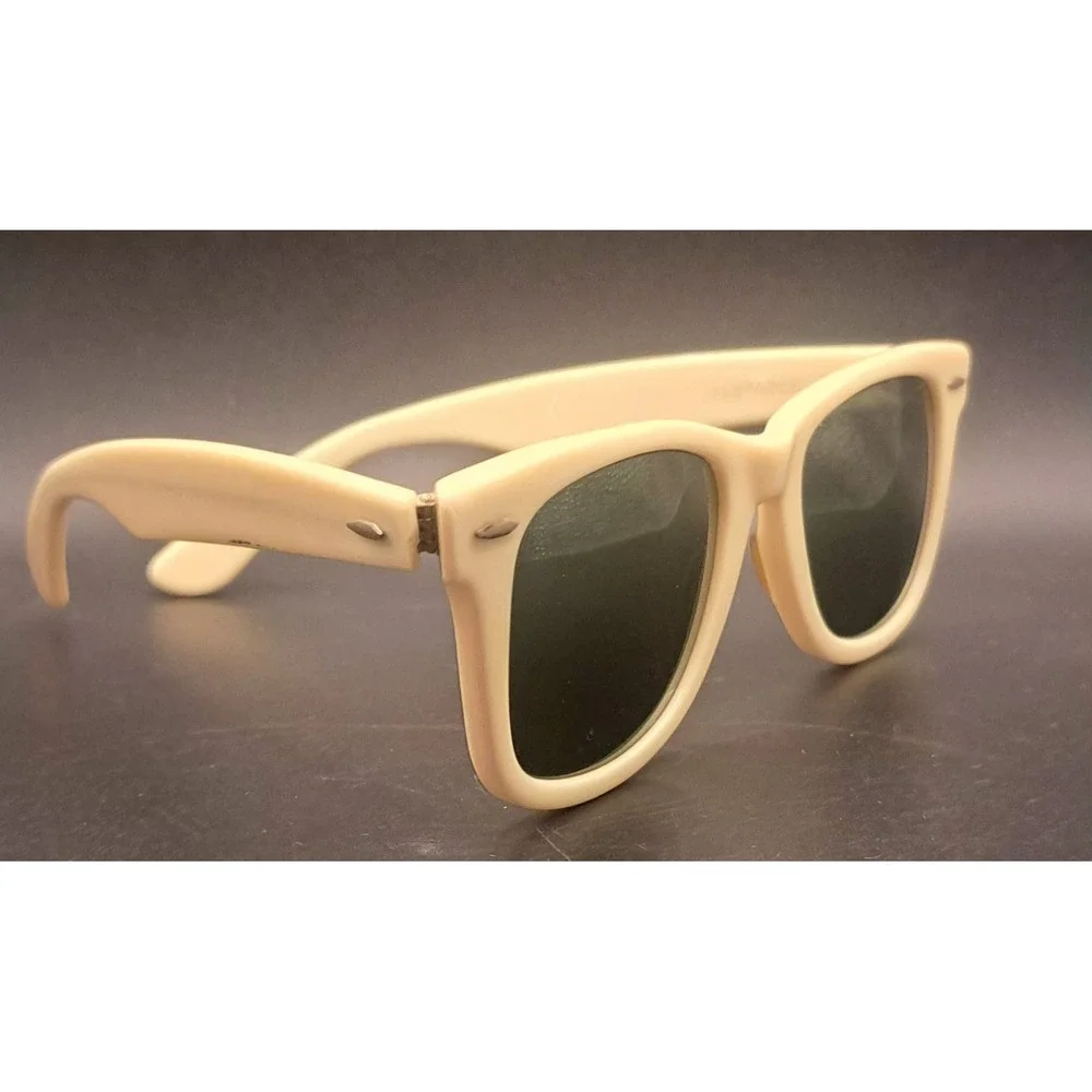 Vintage B&L Ray Ban USA Wayfarer 5022 Sunglasses - Picture 5 of 12
